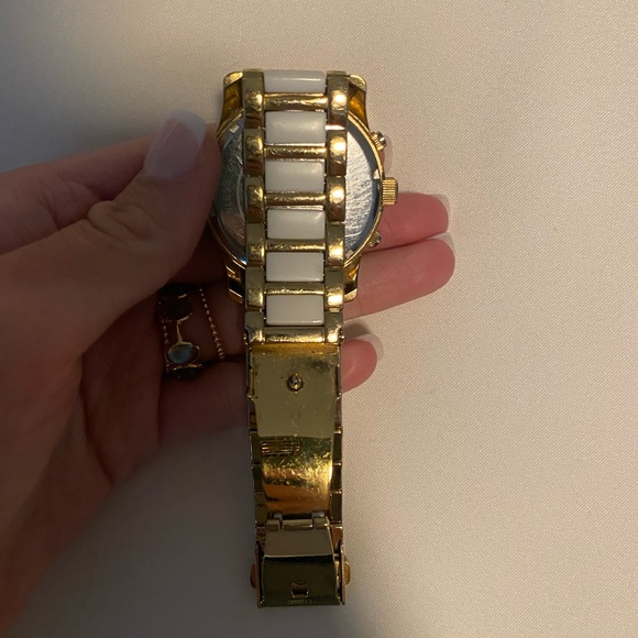 Michael Kors Gold and White Watch - Picture 3 of 5